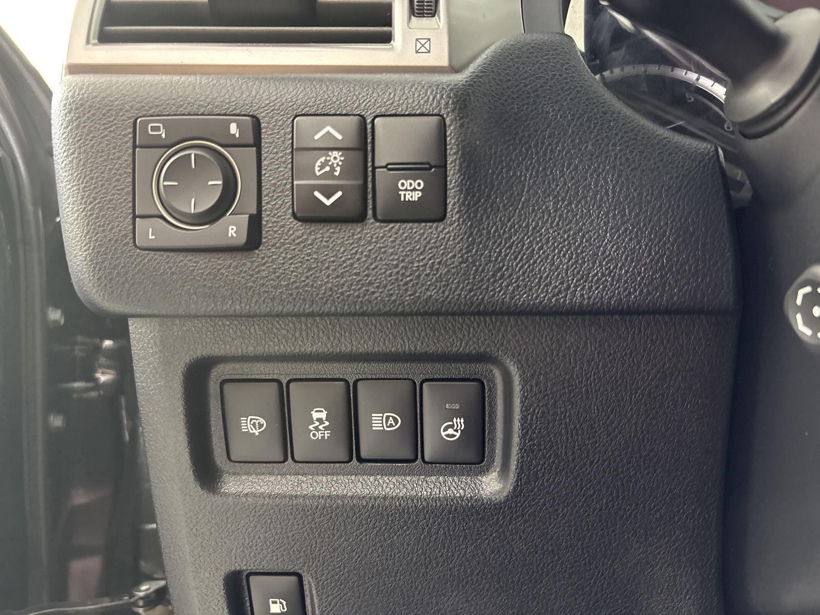 Certified Used 2023 Caviar Lexus 460 image 13
