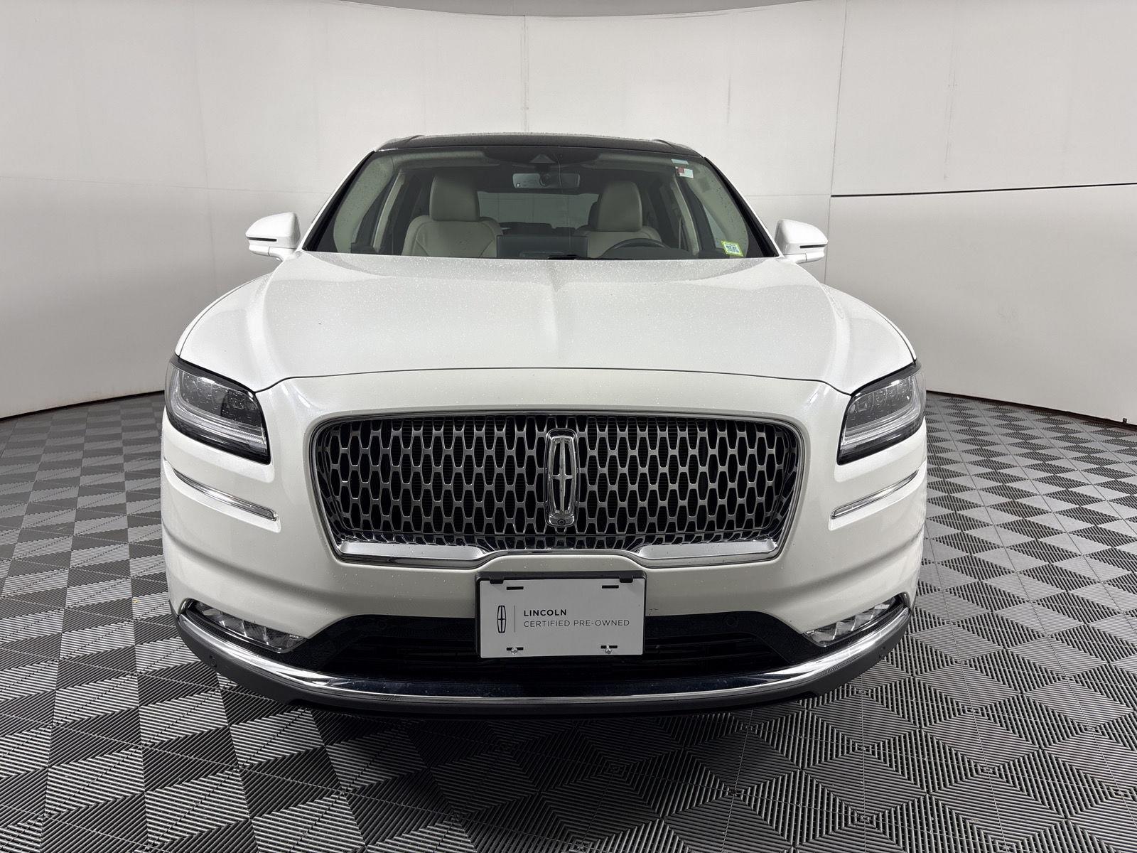 Certified Used 2022 Pristine White Lincoln Reserve image 2