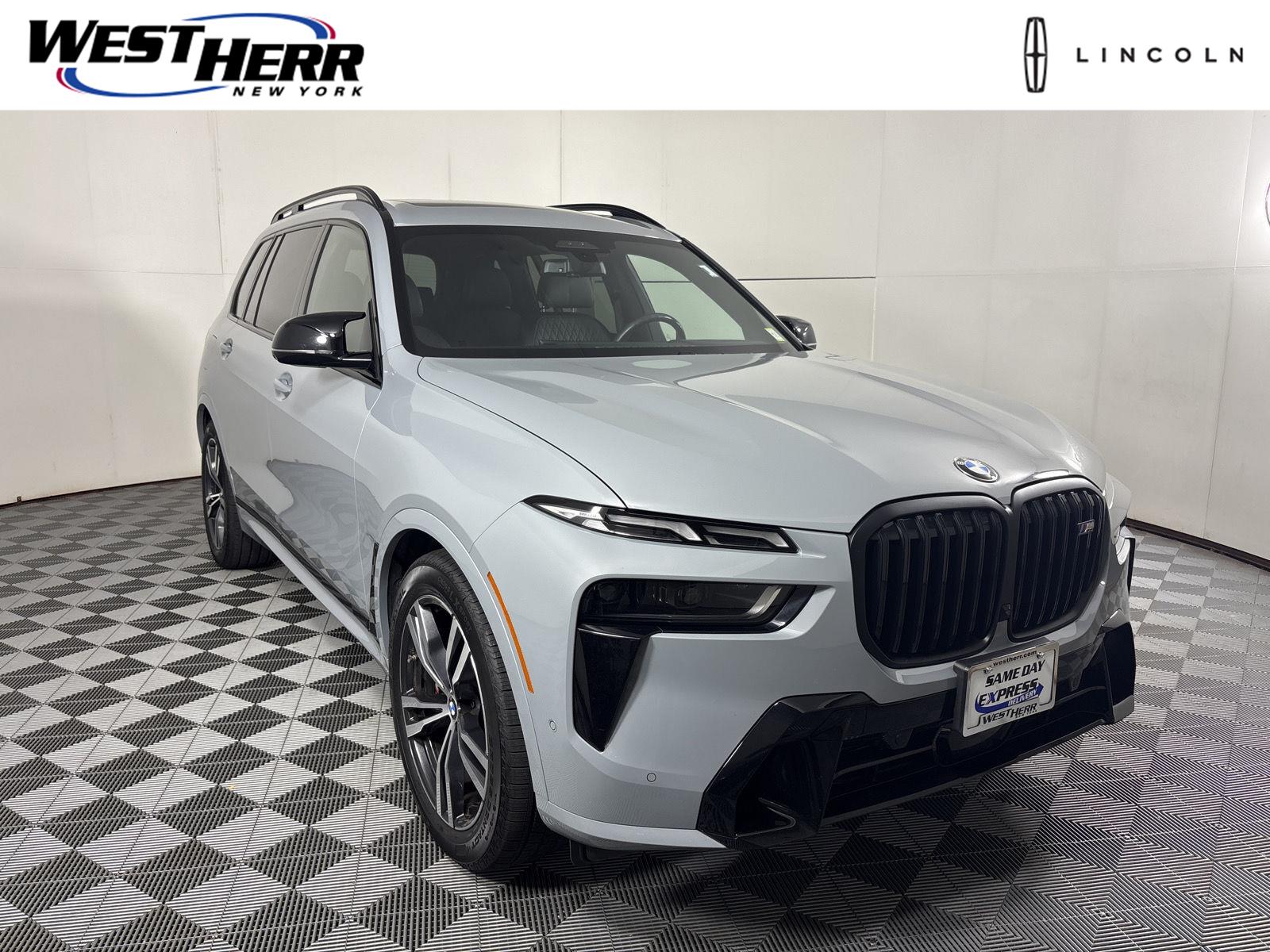 2024 BMW X7 M60i AWD