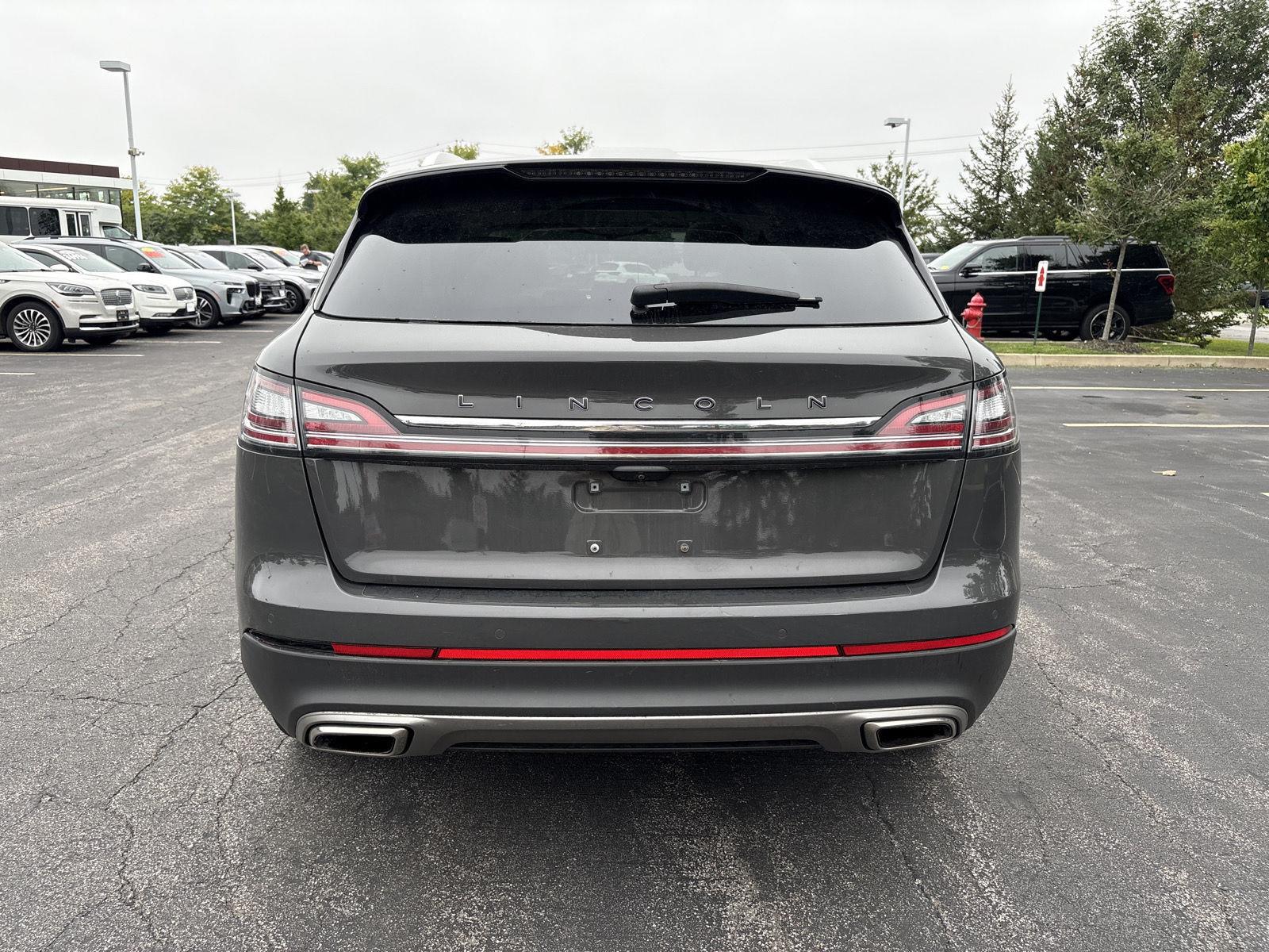 Certified Used 2023 Chroma Caviar Dark Gray Metallic Clearcoat Lincoln Black Label image 19