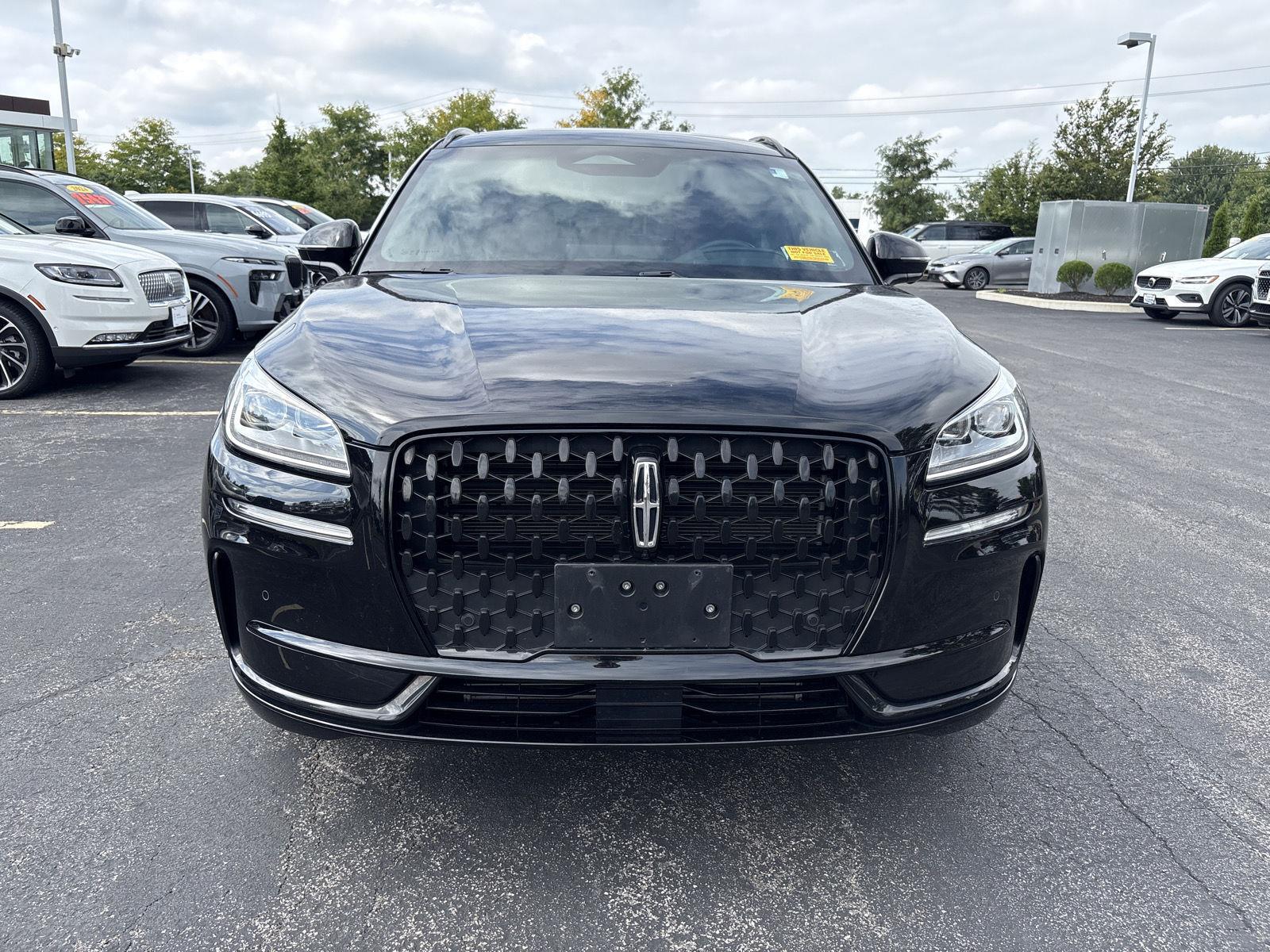 Certified Used 2023 Infinite Black Metallic Clearcoat Lincoln Reserve image 2