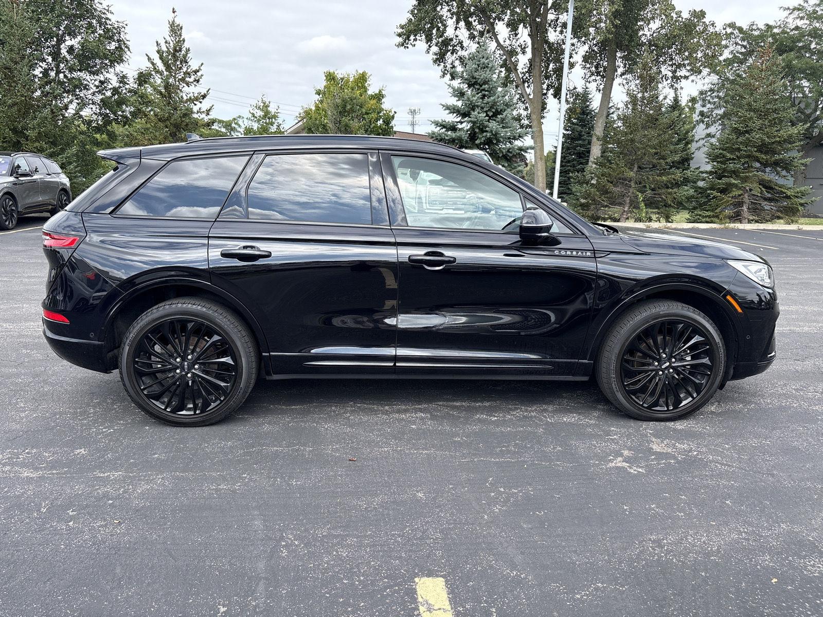 Certified Used 2023 Infinite Black Metallic Clearcoat Lincoln Reserve image 22