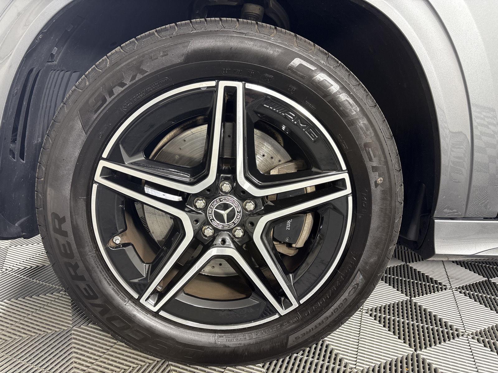 Certified Used 2025 Selenite Grey Metallic Mercedes-Benz GLE 450 image 4