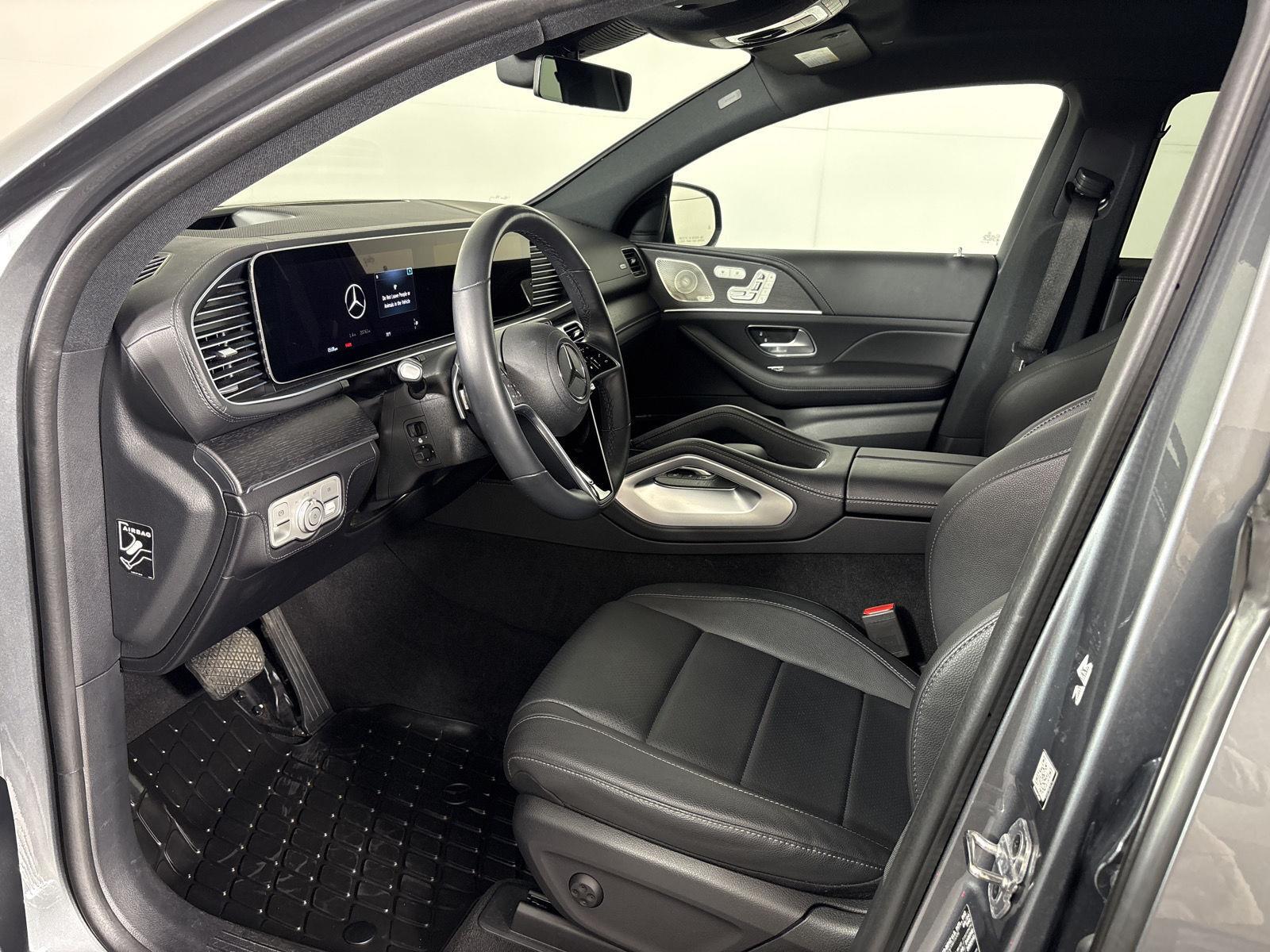 Certified Used 2025 Selenite Grey Metallic Mercedes-Benz GLE 450 image 5