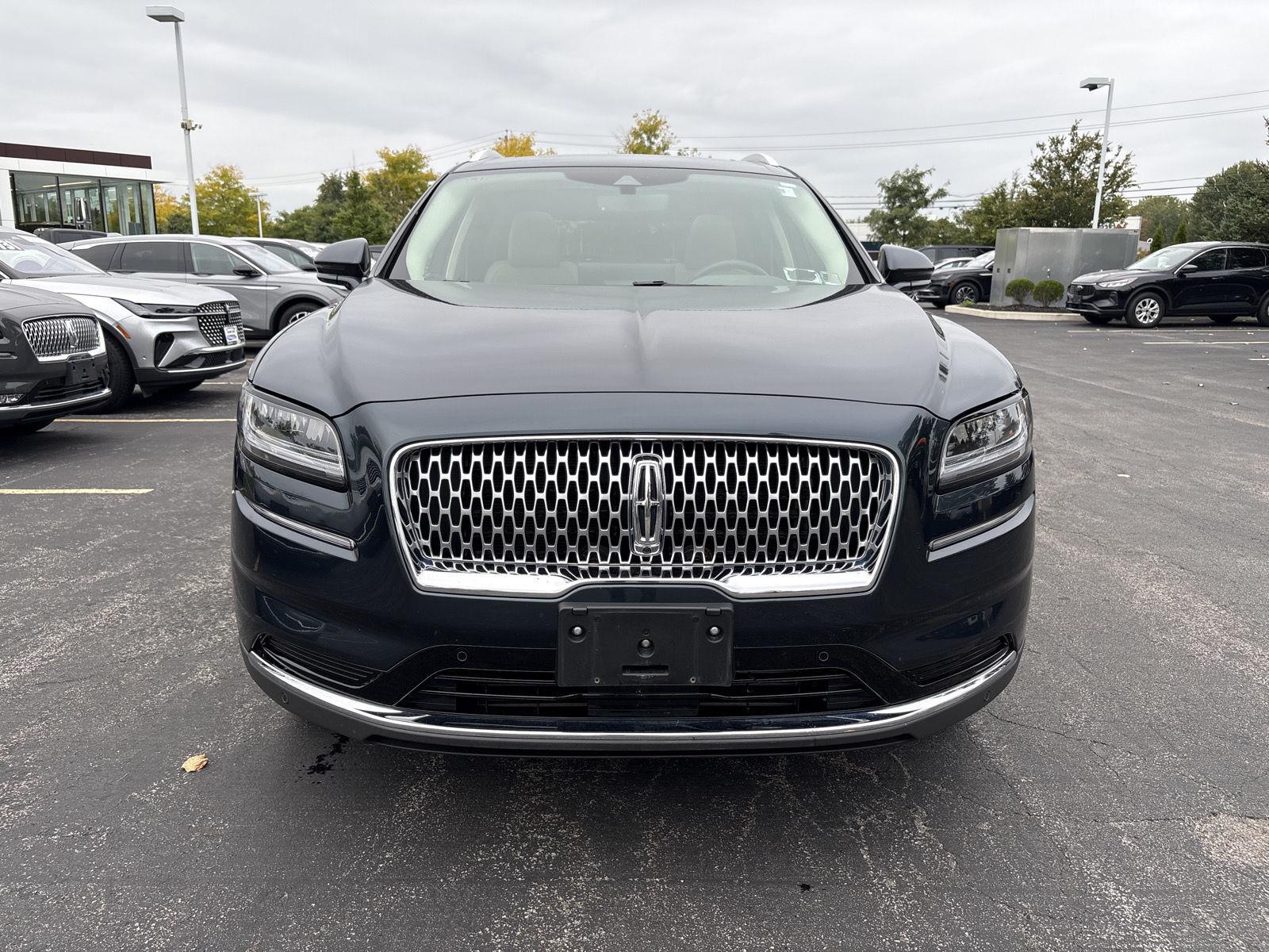 Certified Used 2023 Flight Blue Metallic Clearcoat Lincoln Reserve image 2