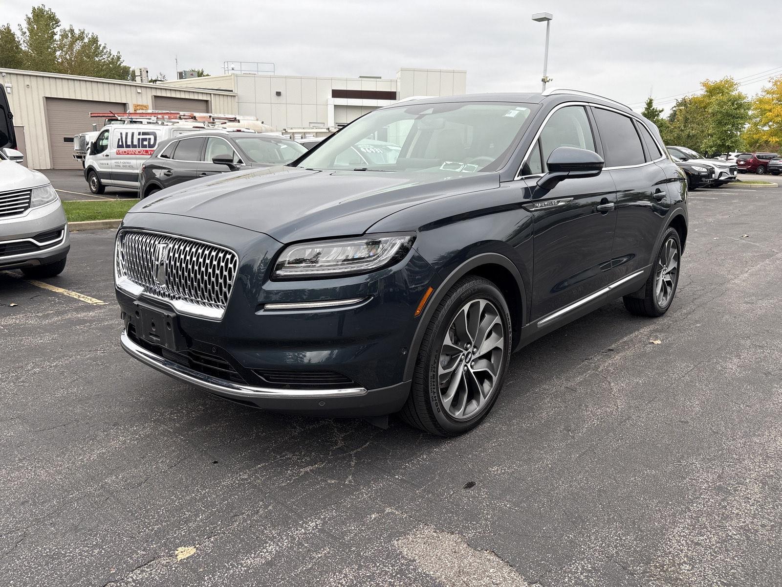 Certified Used 2023 Flight Blue Metallic Clearcoat Lincoln Reserve image 3