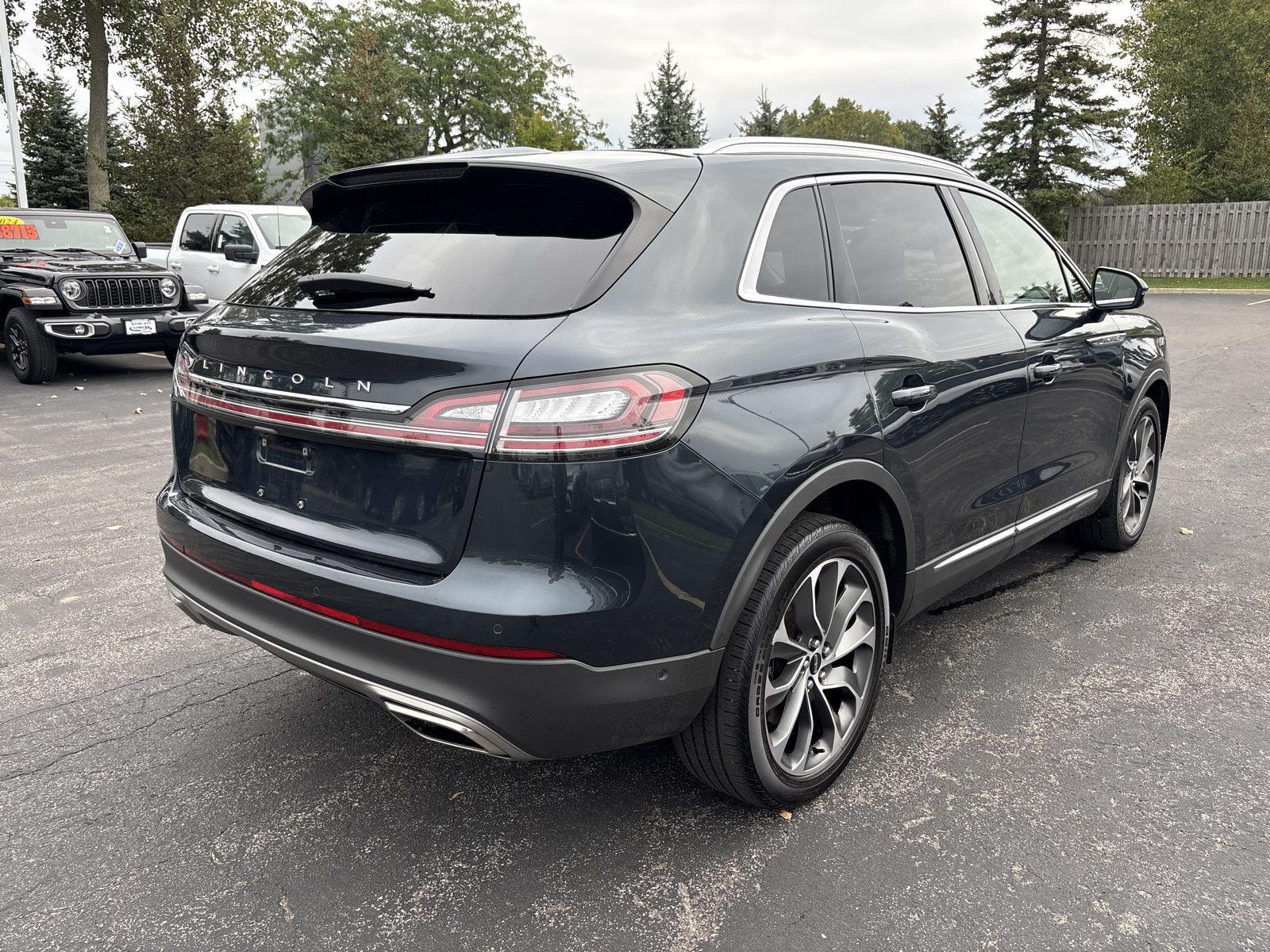 Certified Used 2023 Flight Blue Metallic Clearcoat Lincoln Reserve image 21