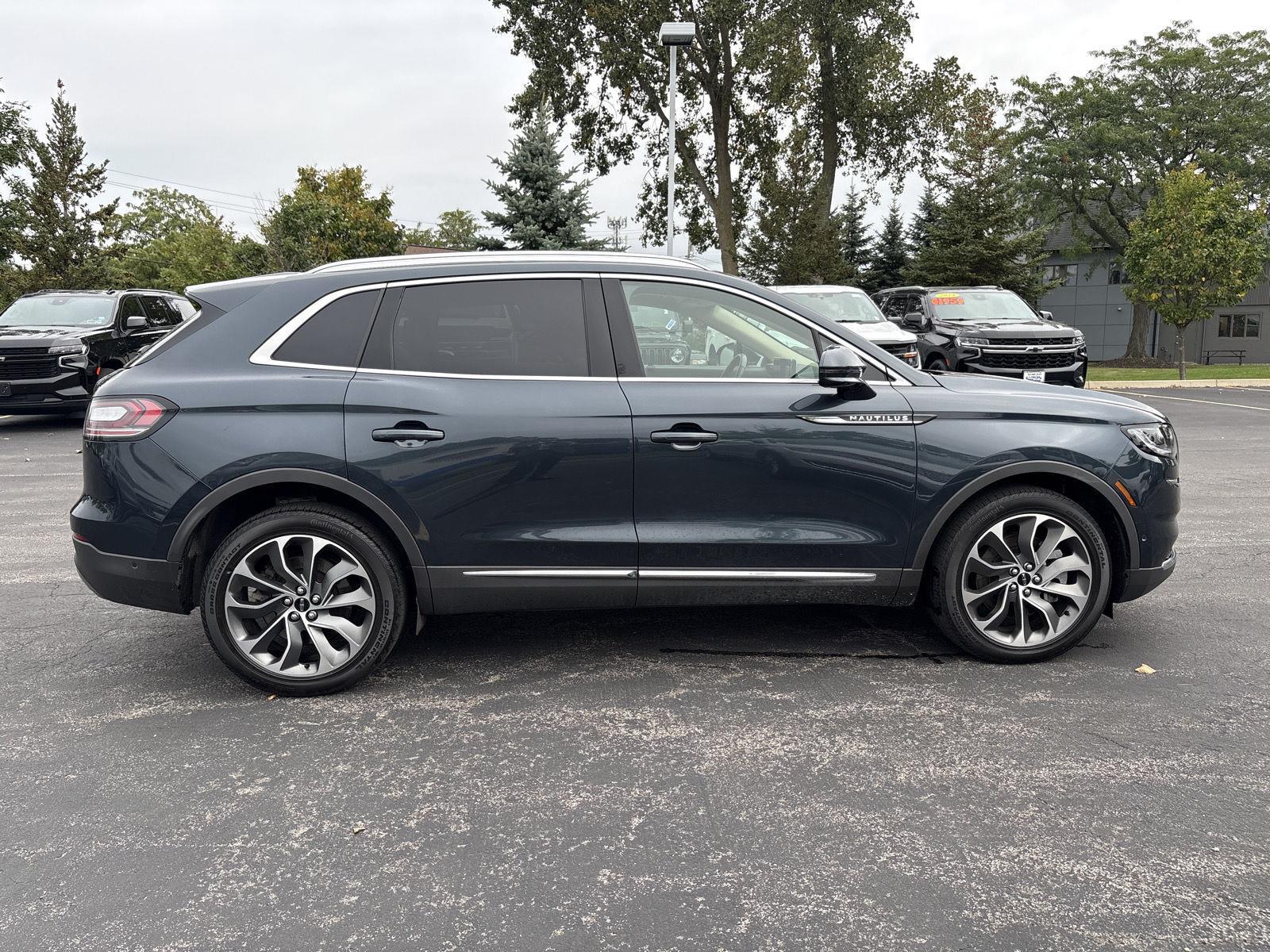 Certified Used 2023 Flight Blue Metallic Clearcoat Lincoln Reserve image 22