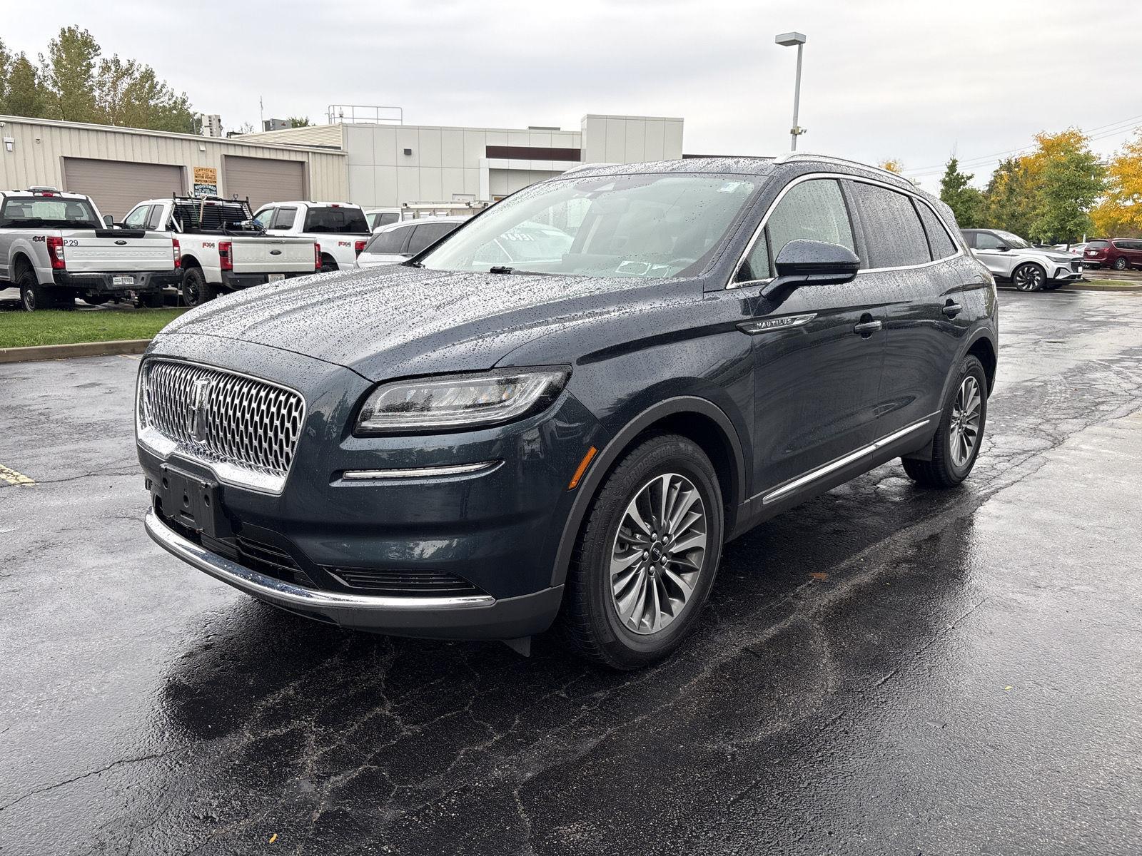 Certified Used 2023 Flight Blue Metallic Clearcoat Lincoln Standard image 3