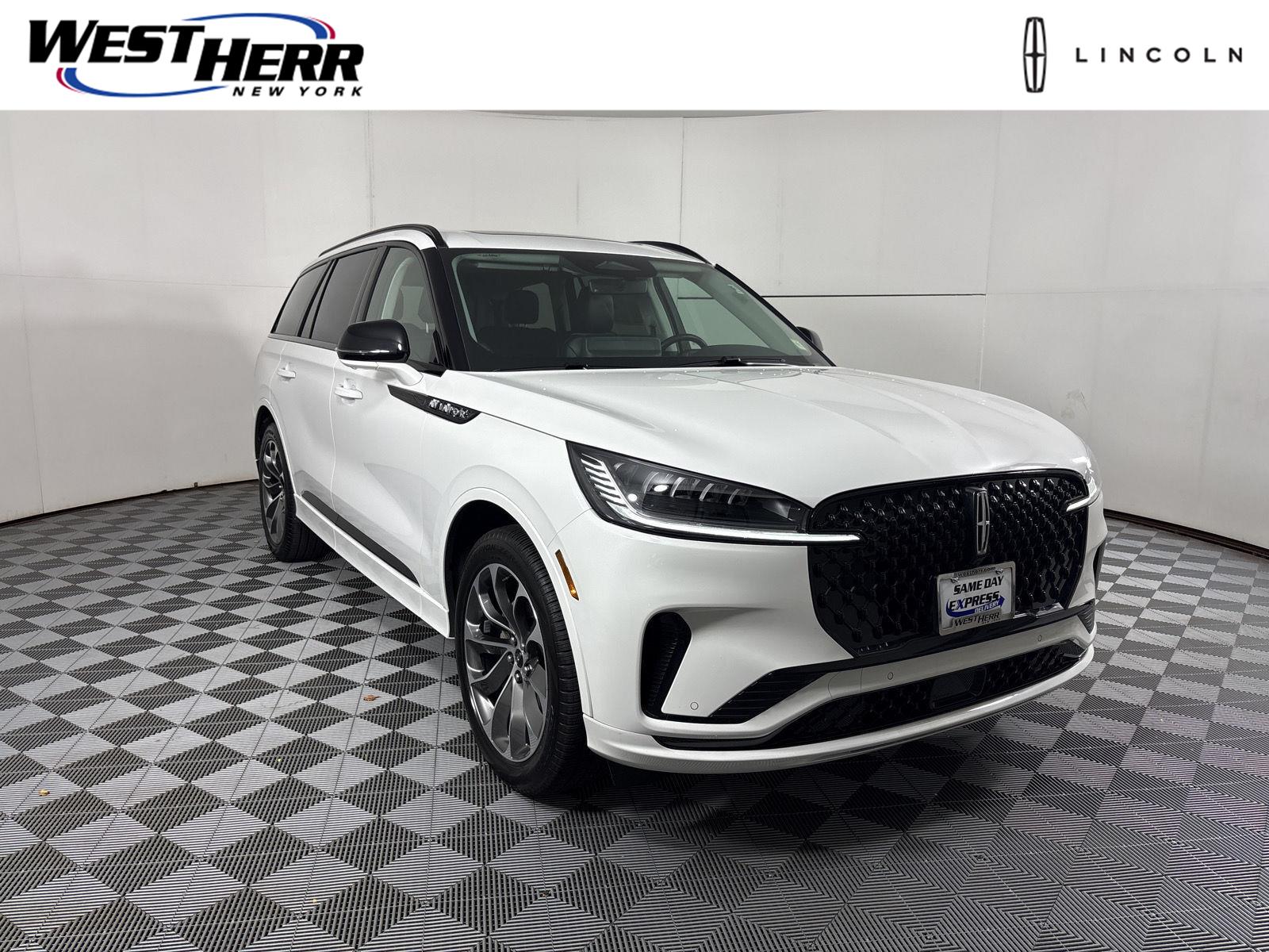 Pristine White Metallic Tri-Coat 2026 Lincoln Aviator SUV / Crossover All-Wheel Drive Automatic