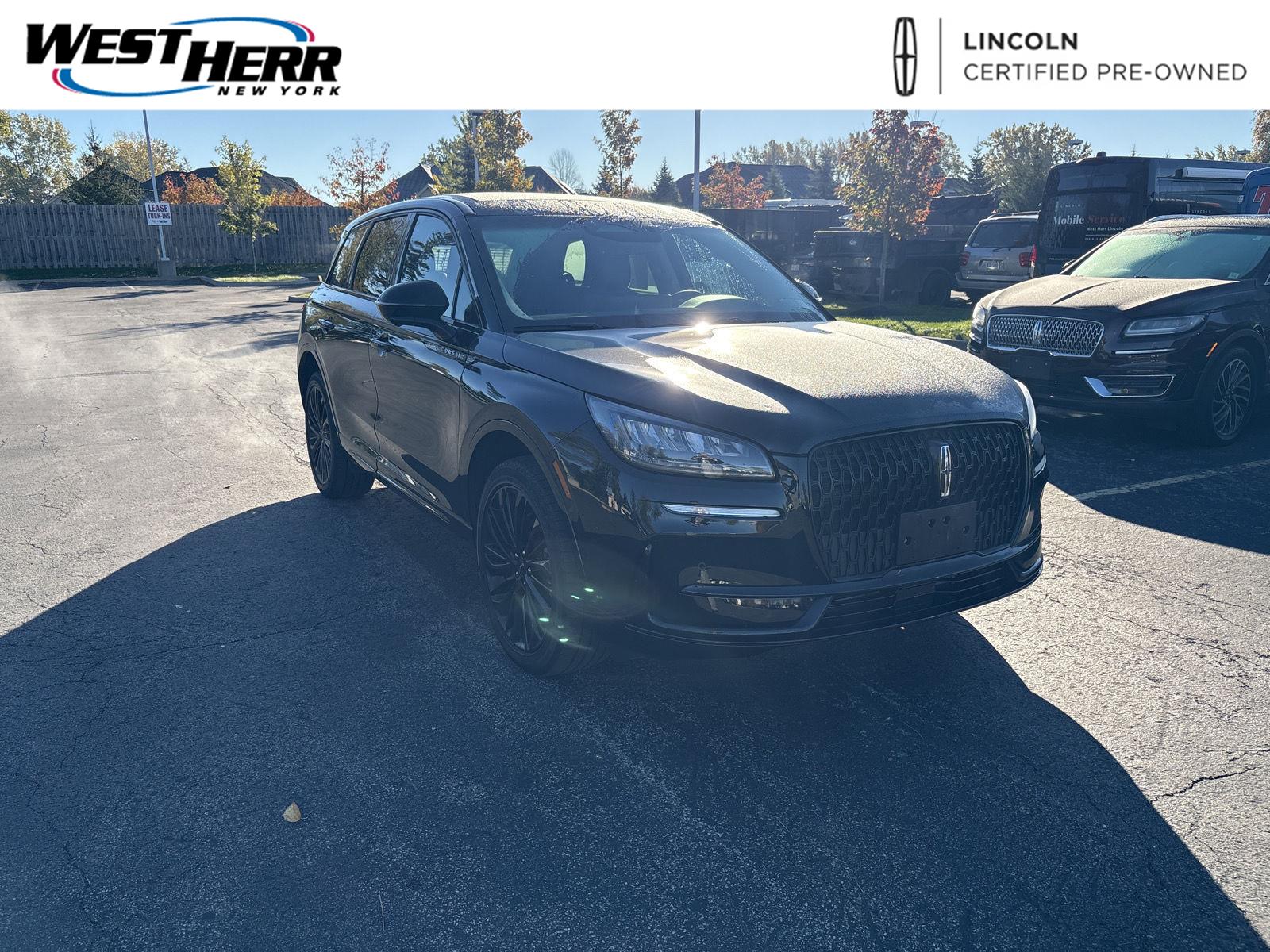 Infinite Black Metallic Clearcoat 2024 Lincoln Corsair SUV / Crossover All-Wheel Drive 8-Speed Automatic