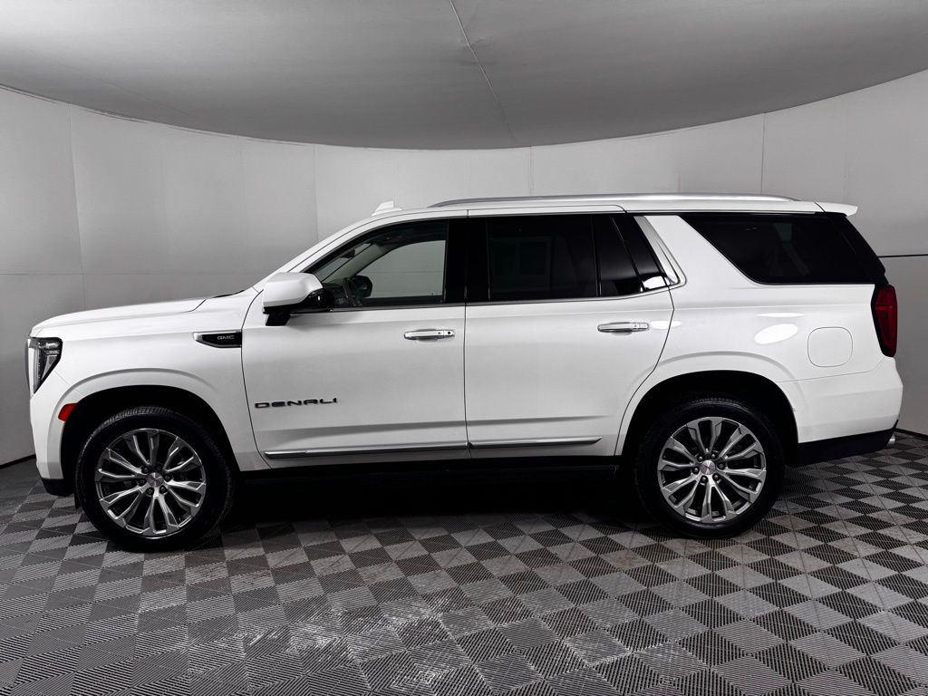 Used 2021 White Frost GMC Denali image 17
