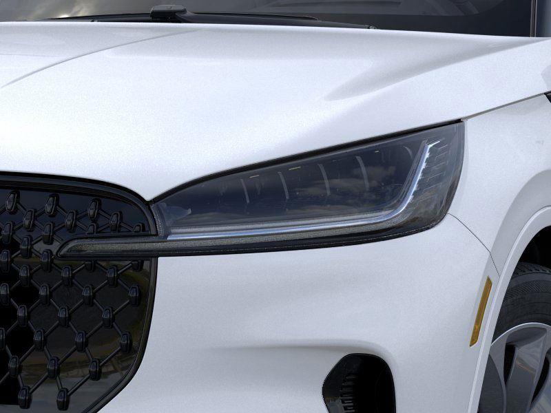 New 2026 White Metallic Lincoln Premiere image 18