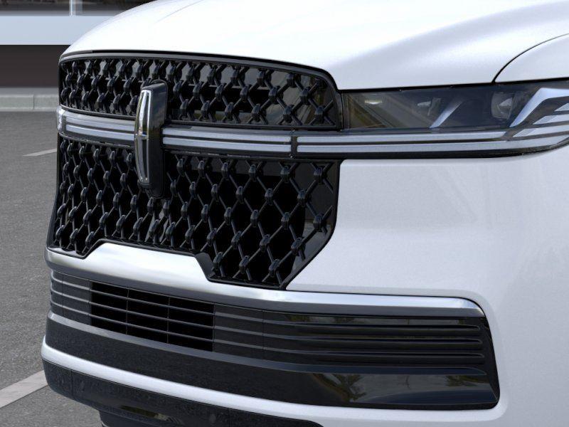 New 2026 Pristine White Metallic Tri-Co Lincoln Reserve image 17
