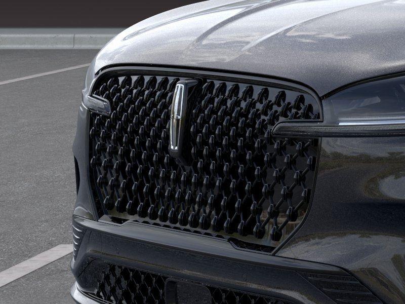 New 2026 UM INFINITE BLACK MET CC Lincoln Premiere image 17