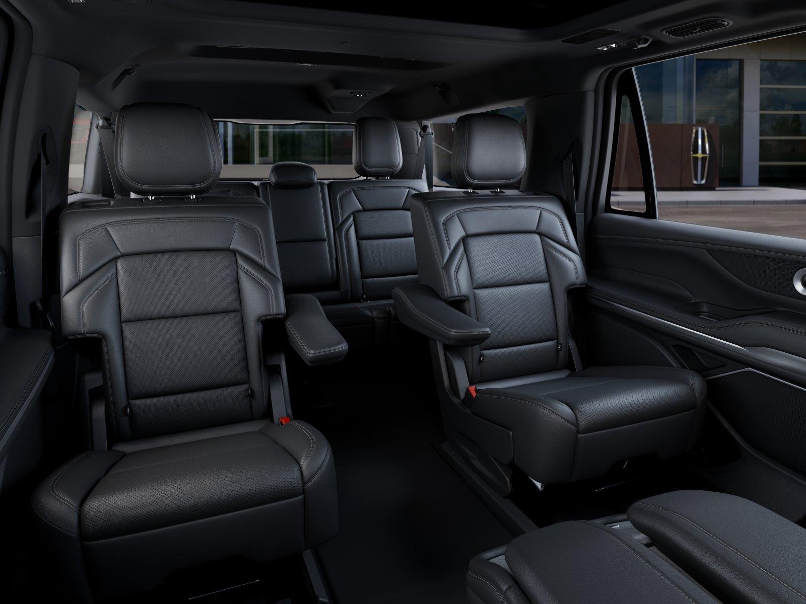 New 2027 Infinite Black Metallic Clearcoat Lincoln Reserve image 11