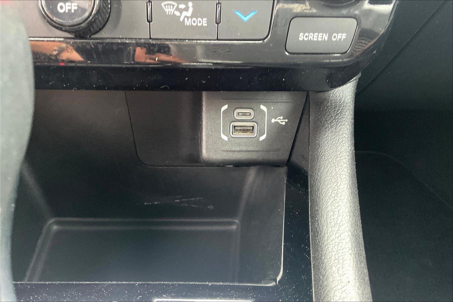 2022 Jeep Compass Limited photo 31