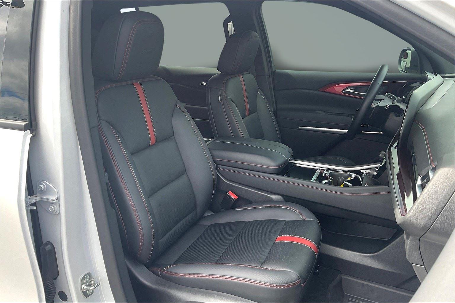 2024 Chevrolet Trax LT photo 60