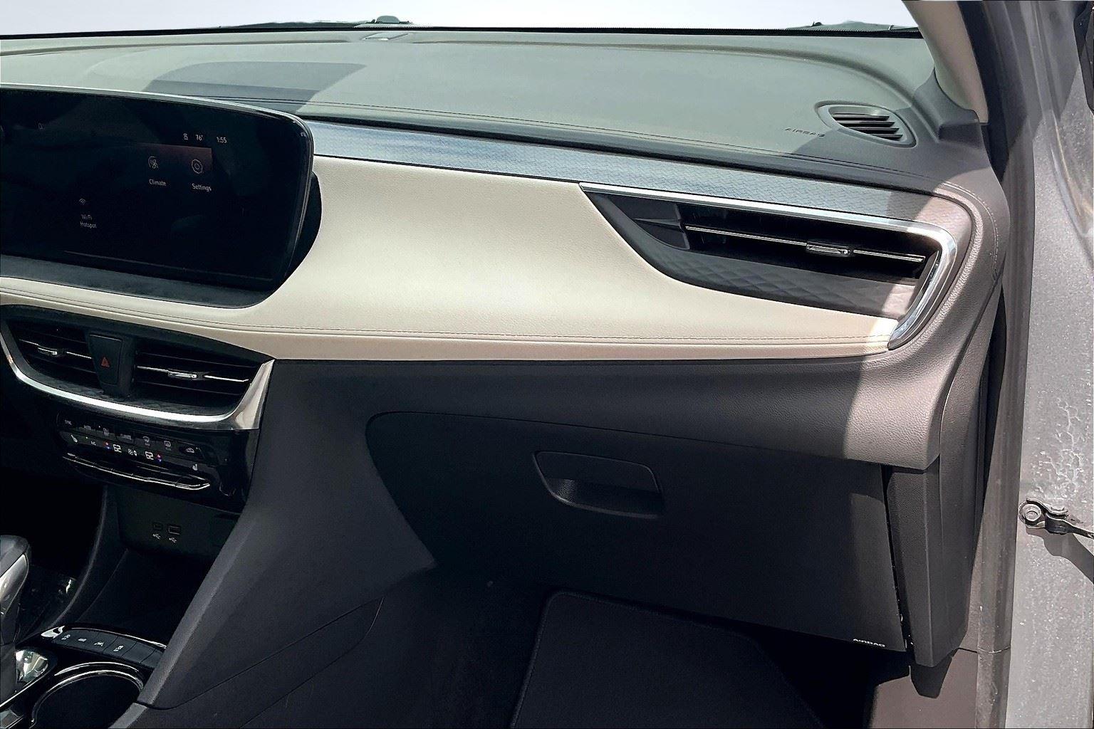2024 Buick Encore GX Avenir photo 15