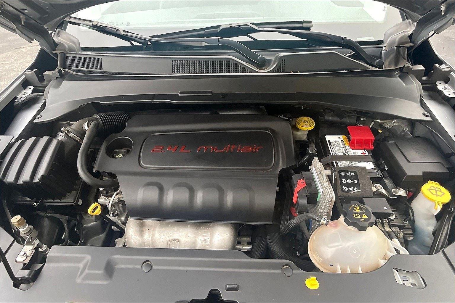 2022 Jeep Compass Limited photo 9