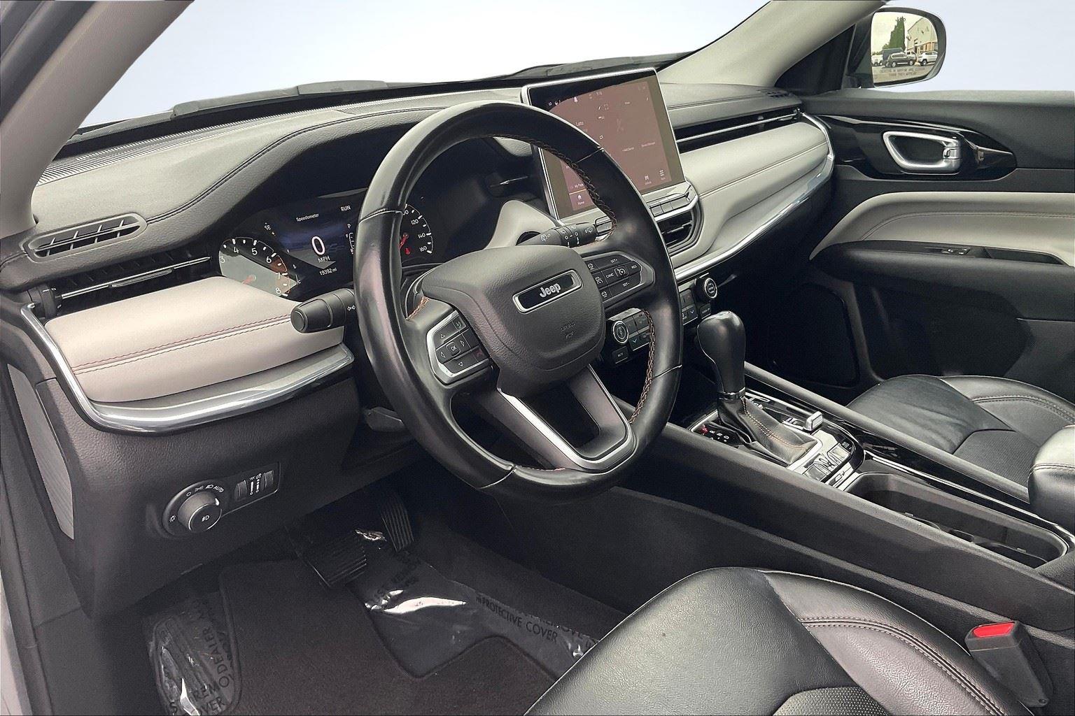 2022 Jeep Compass Limited photo 13