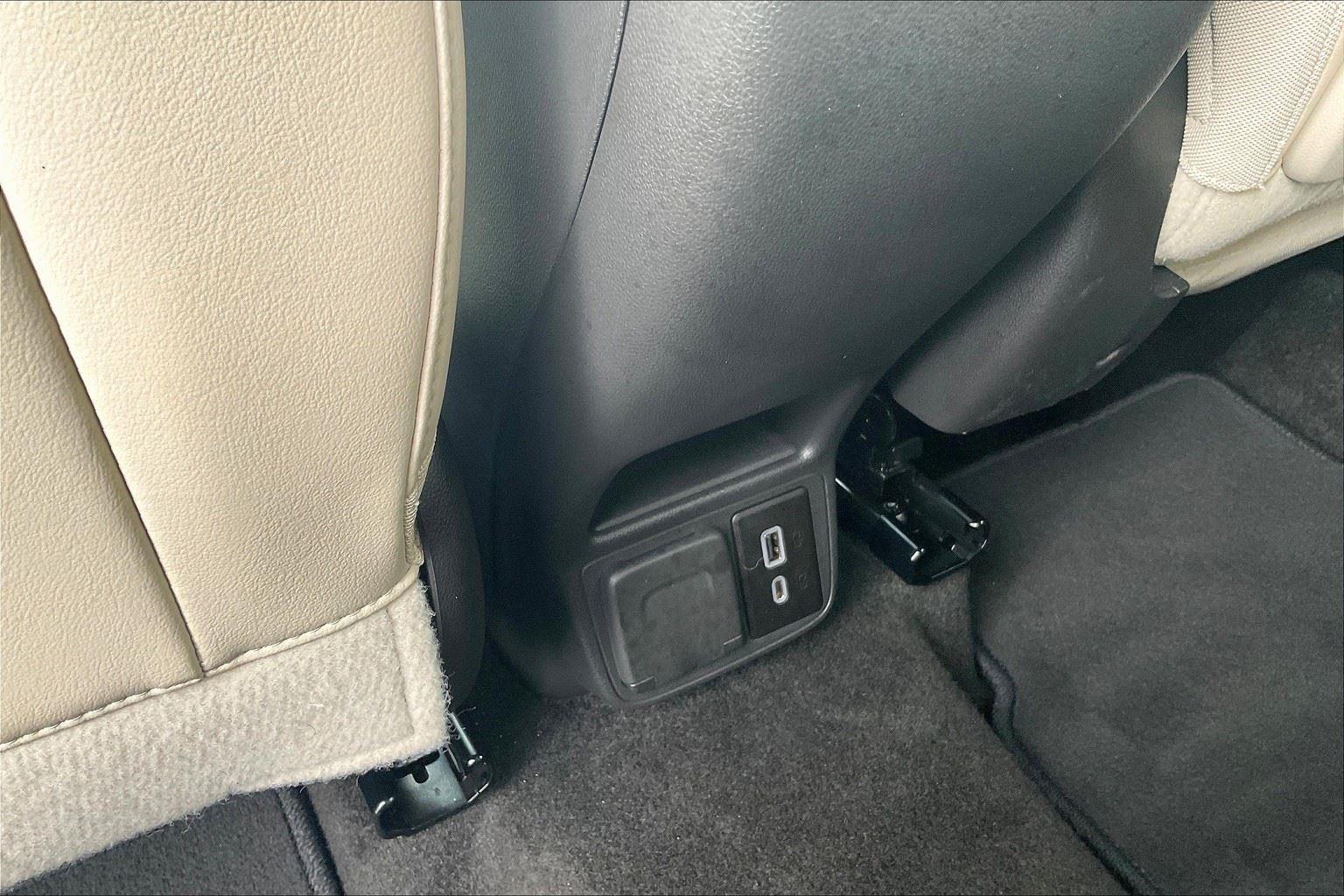 2024 Buick Encore GX Avenir photo 30