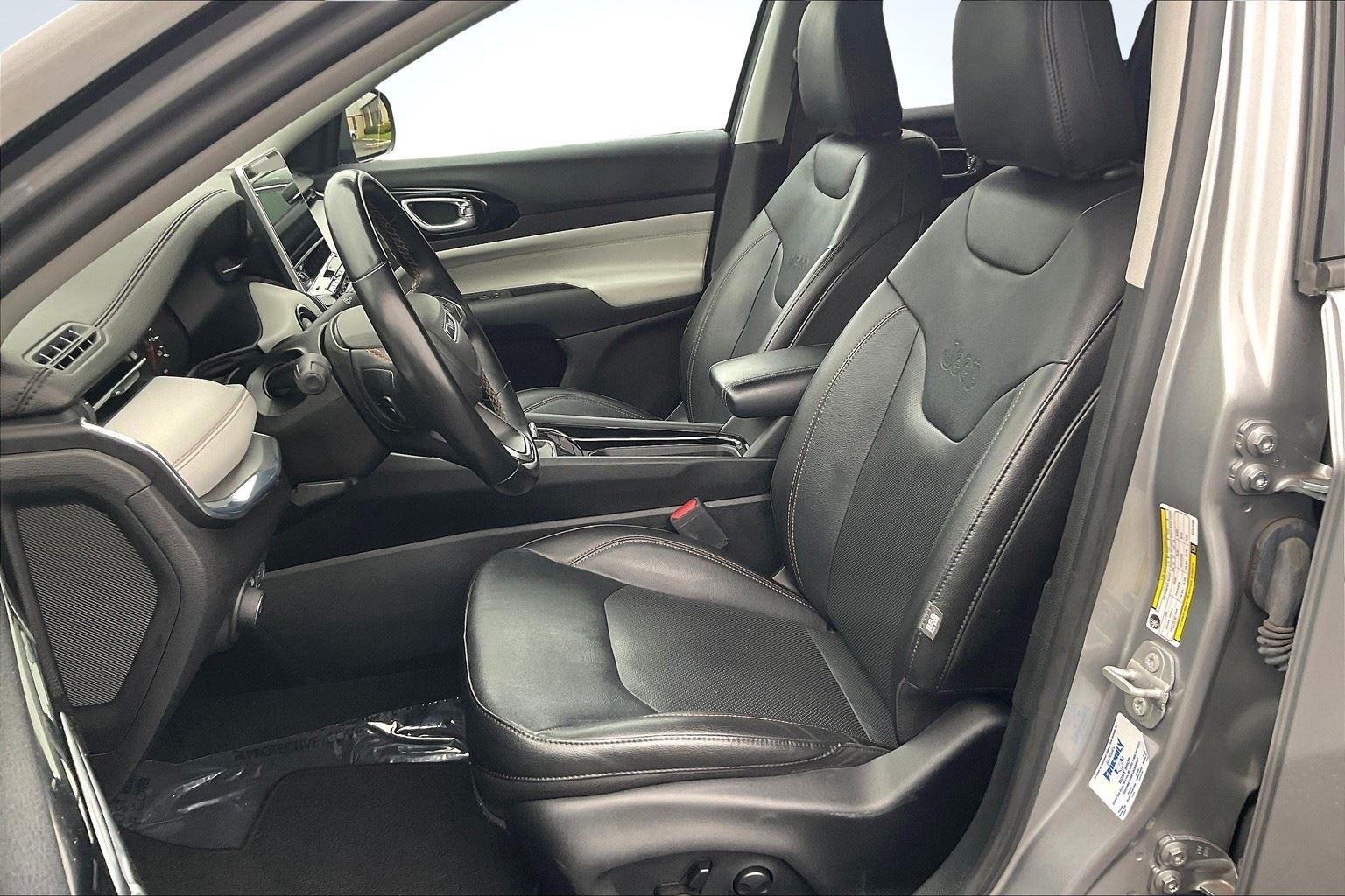 2022 Jeep Compass Limited photo 24
