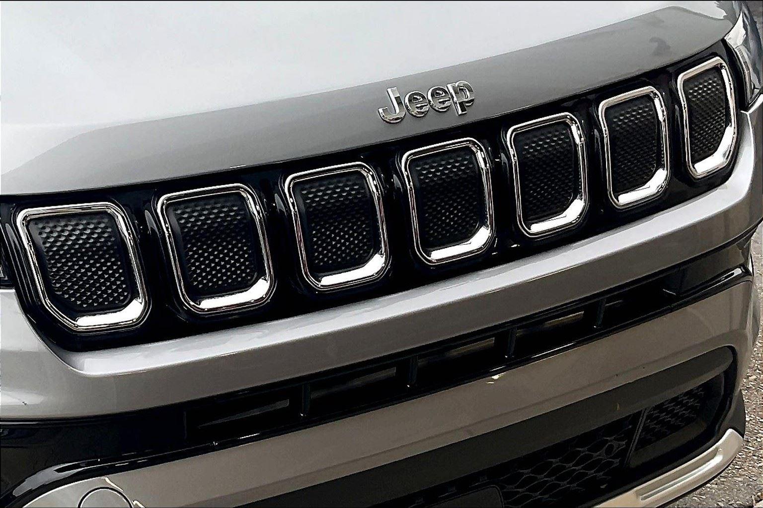 2022 Jeep Compass Limited photo 27
