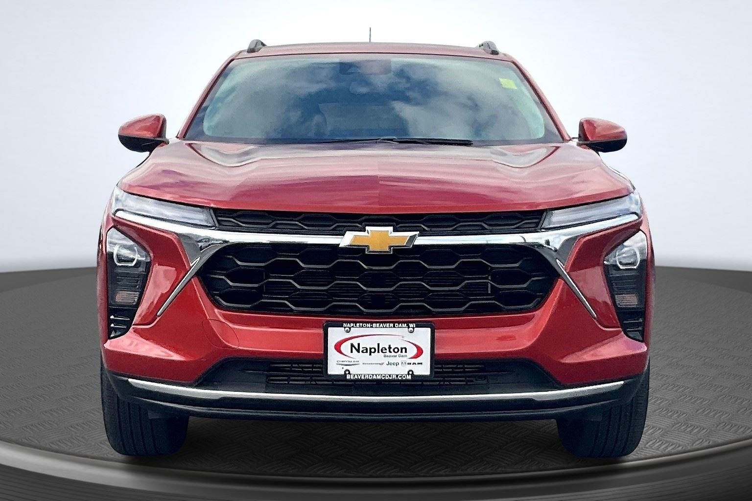 2024 Chevrolet Trax LT photo 3