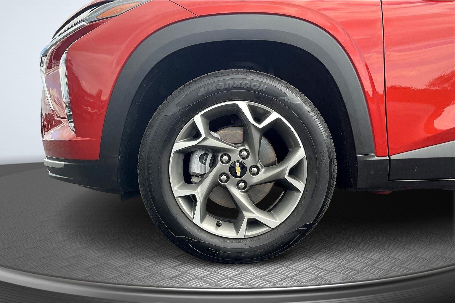 2024 Chevrolet Trax LT photo 9