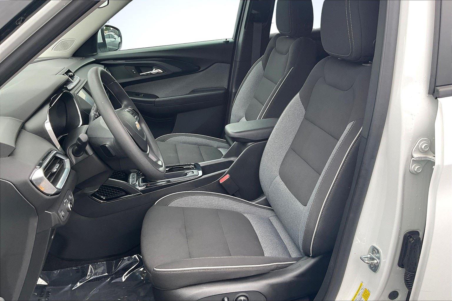 2023 Chevrolet Trailblazer LT photo 24