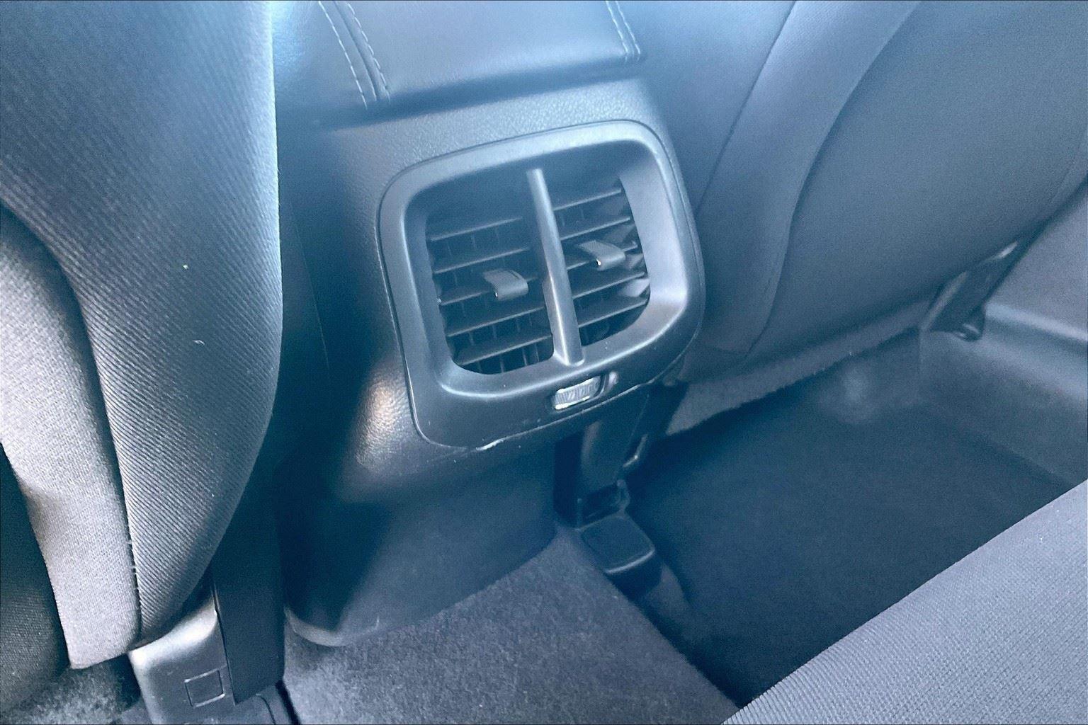 2019 Jeep Cherokee Latitude photo 33