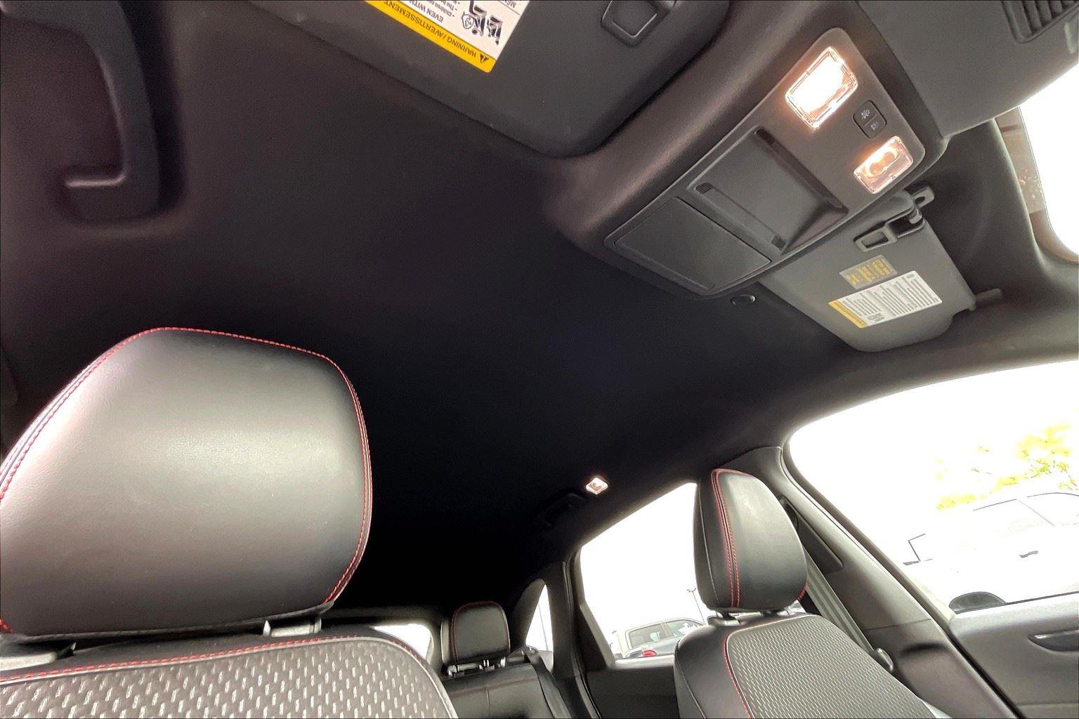 2023 Ford Escape ST-Line photo 15