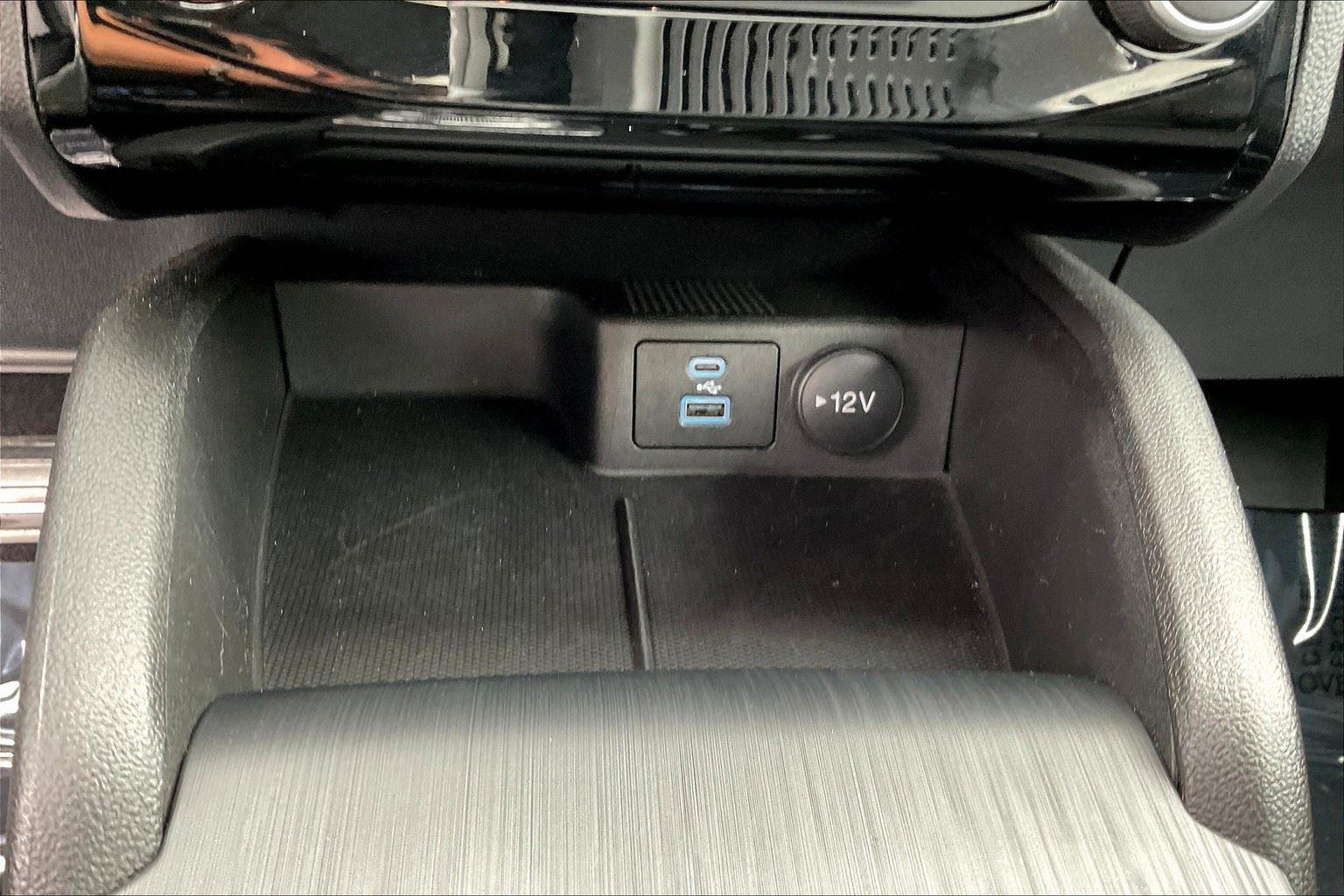 2023 Ford Escape ST-Line photo 23