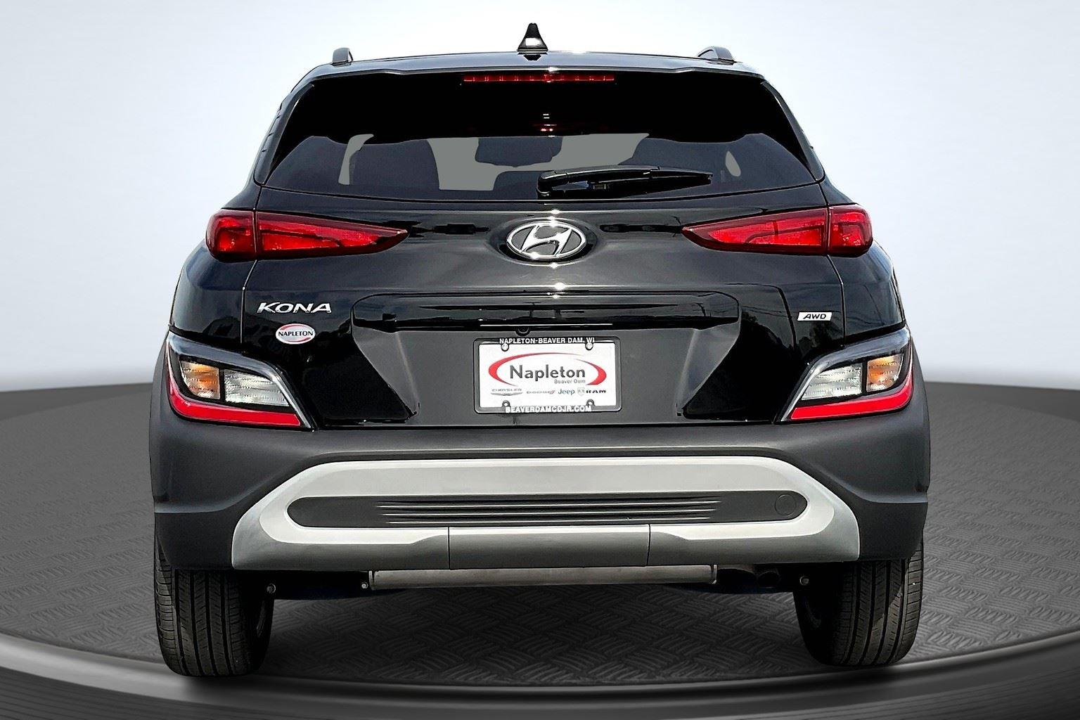 2023 Hyundai Kona SEL photo 4