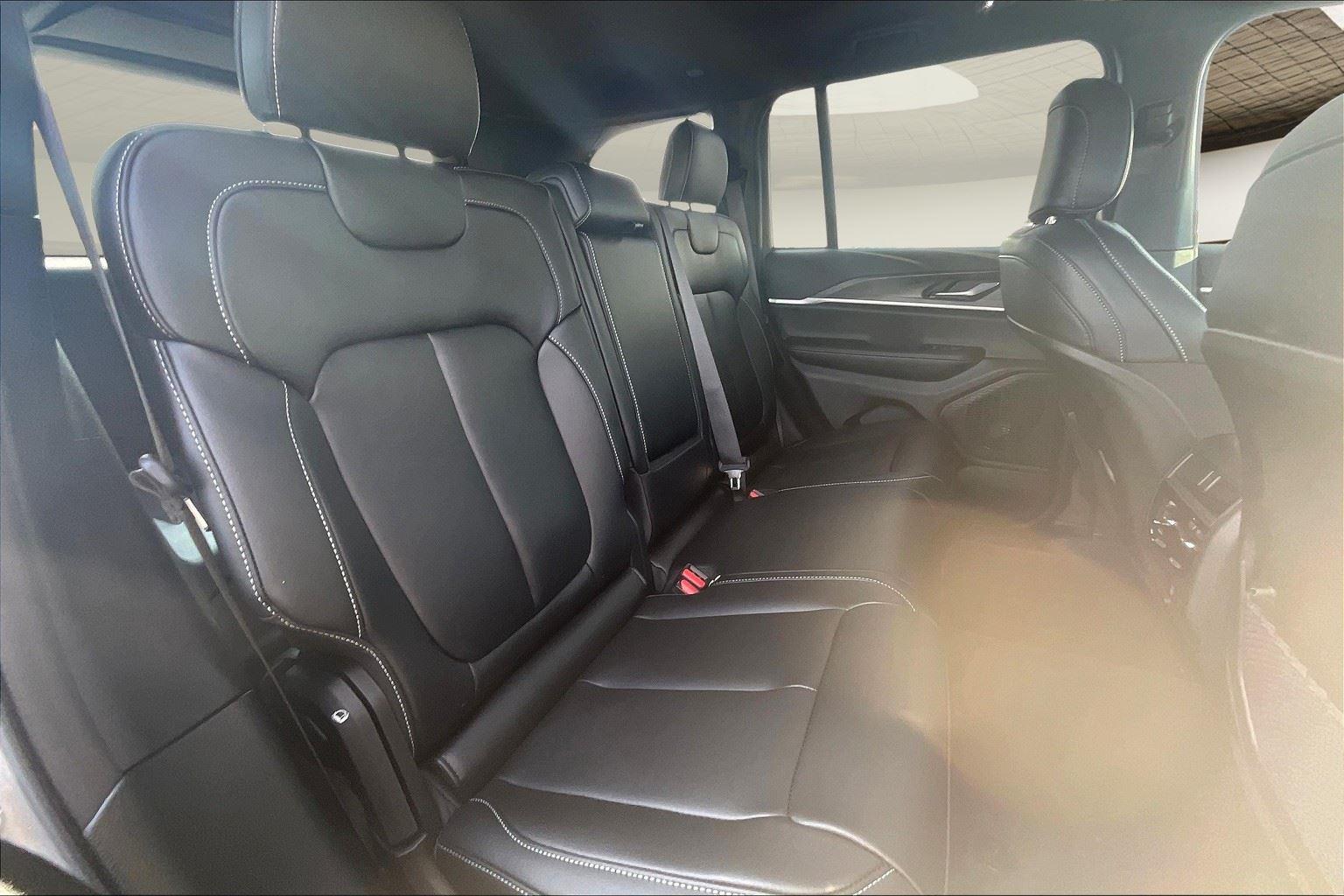 2025 Jeep Grand Cherokee Limited - Photo 9