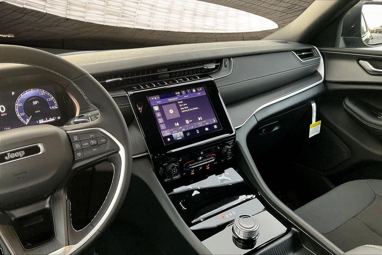 2025 Jeep Grand Cherokee L Laredo - Photo 6
