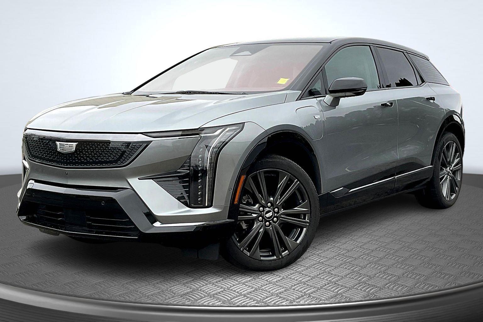 Argent Silver Metallic 2025 Cadillac OPTIQ Sport 2 AWD SUV / Crossover All-Wheel Drive Automatic