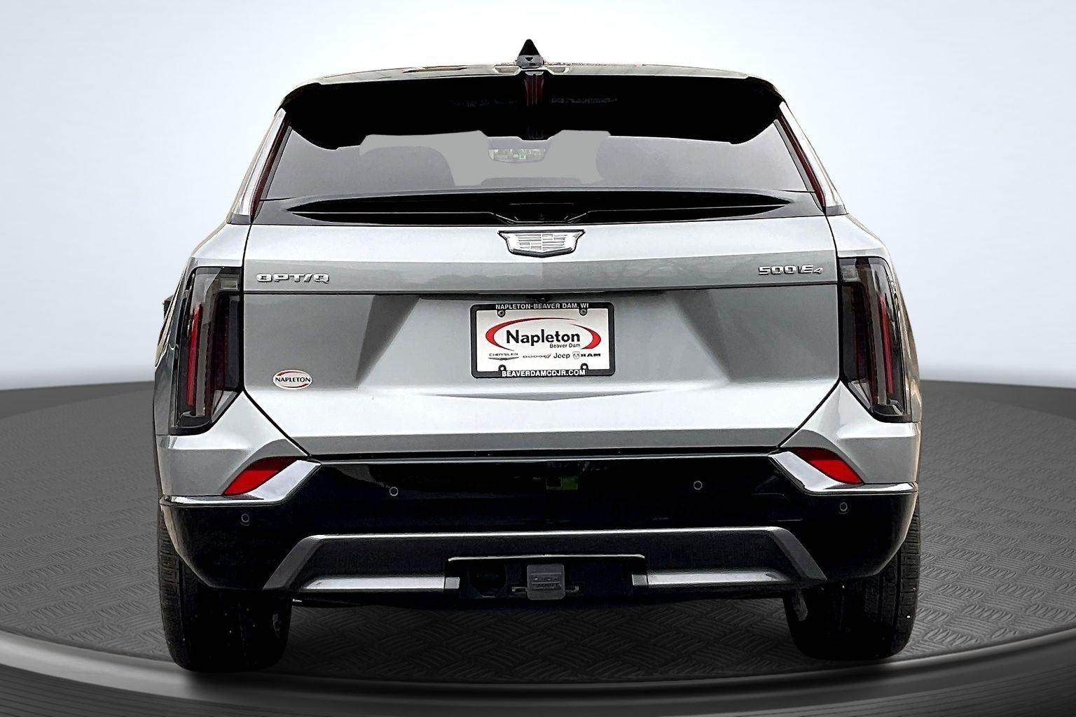 View vehicle photo 4