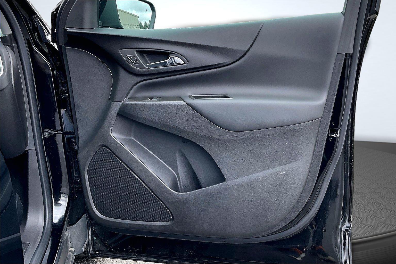 2024 Chevrolet Equinox LT - Photo 23
