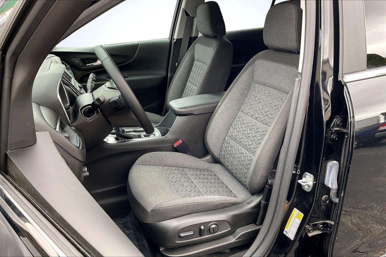 2024 Chevrolet Equinox LT - Photo 24