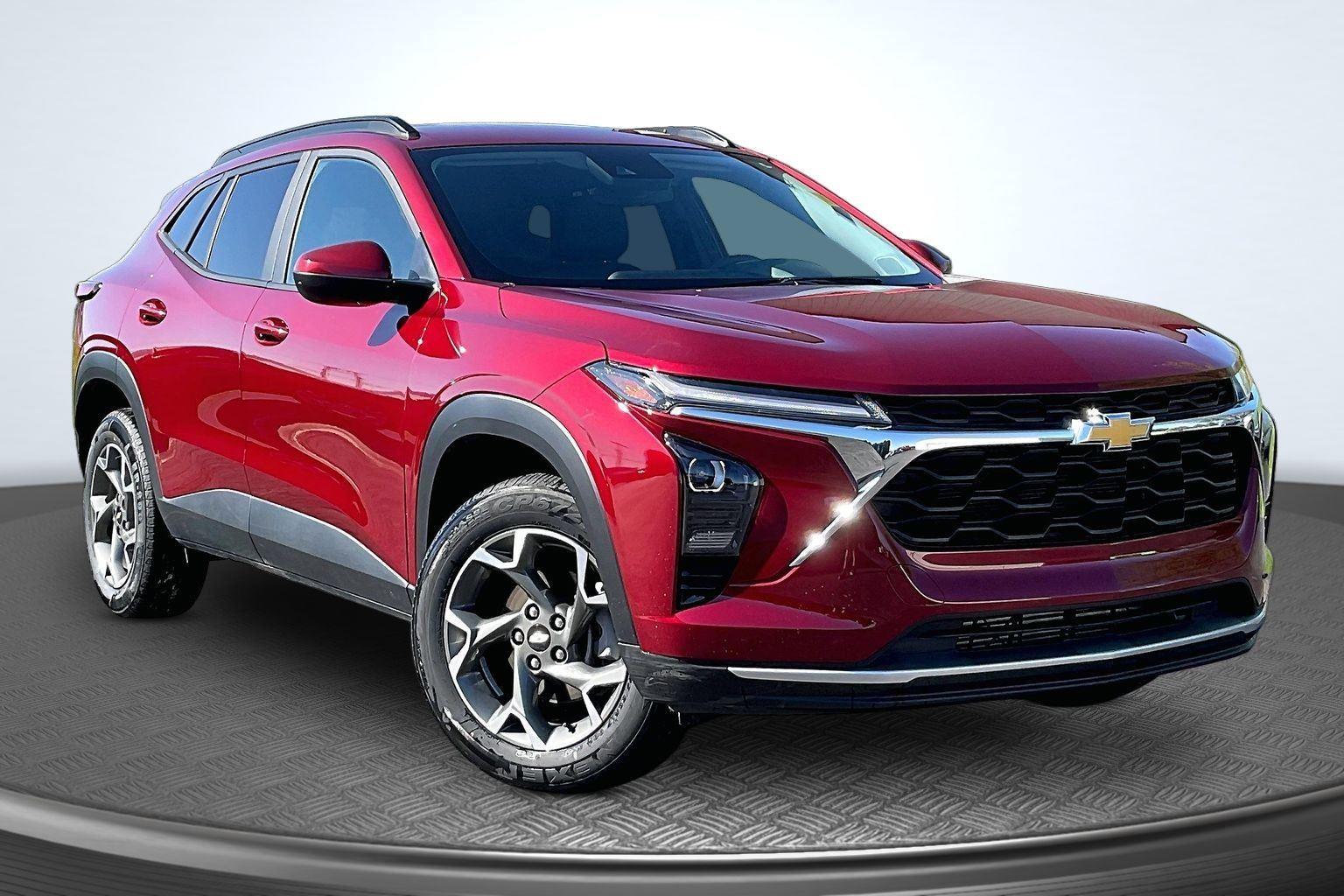 2025 Chevrolet Trax LT - Photo 13