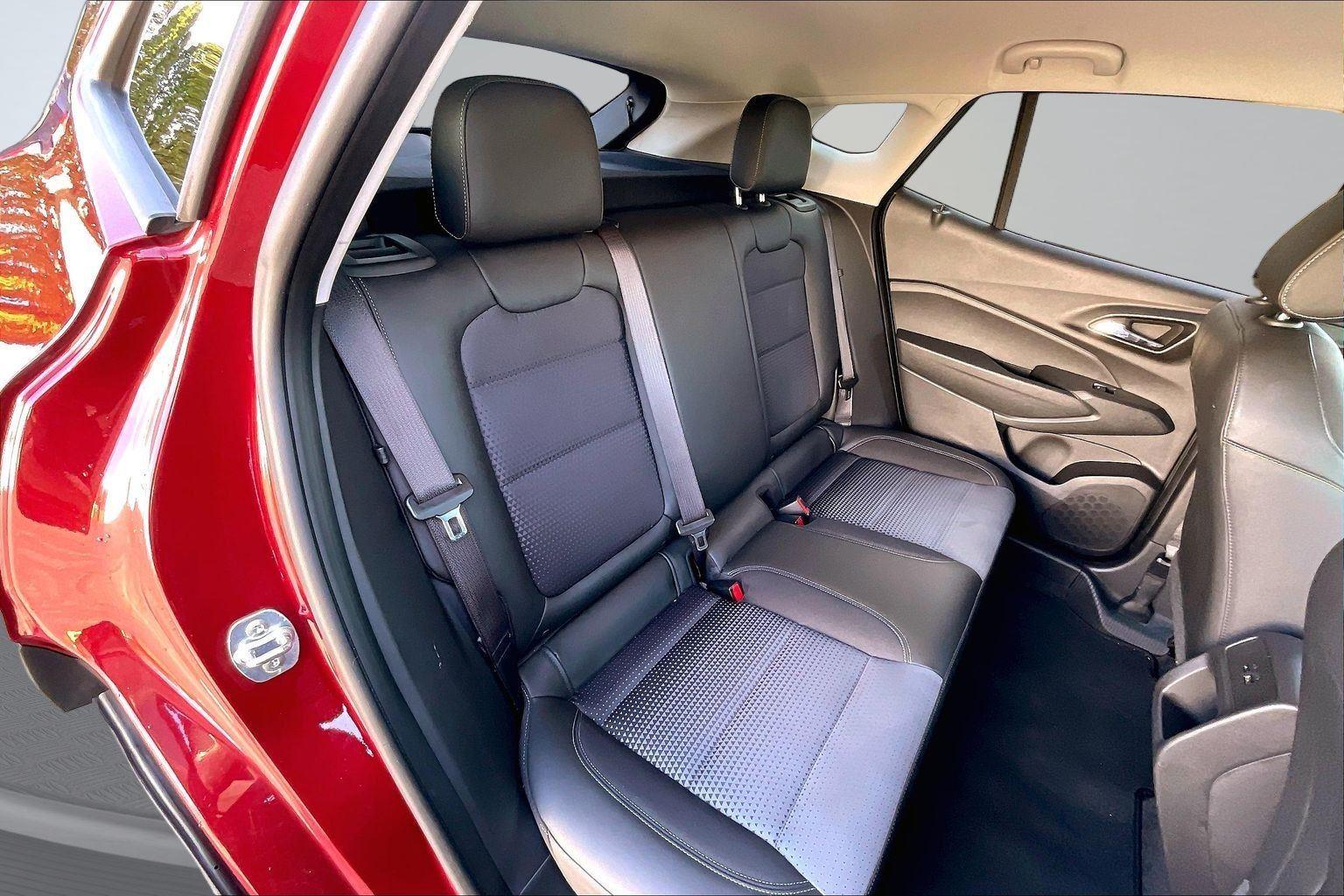 2025 Chevrolet Trax LT - Photo 26
