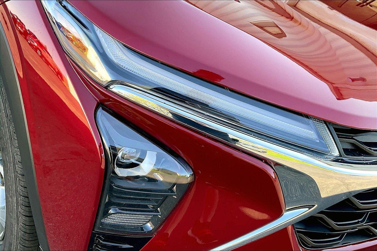 2025 Chevrolet Trax LT - Photo 28