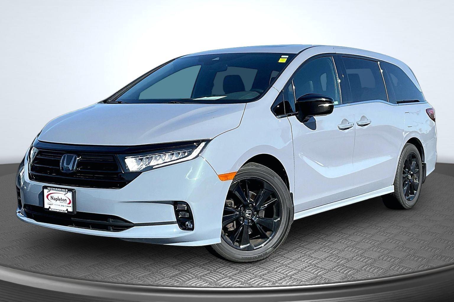 2024 Honda Odyssey SPORT's photo
