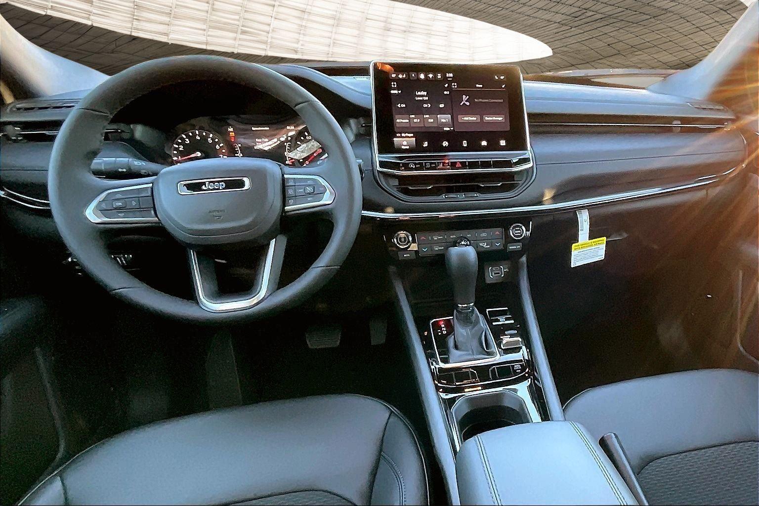 2026 Jeep Compass Latitude Altitude - Photo 6