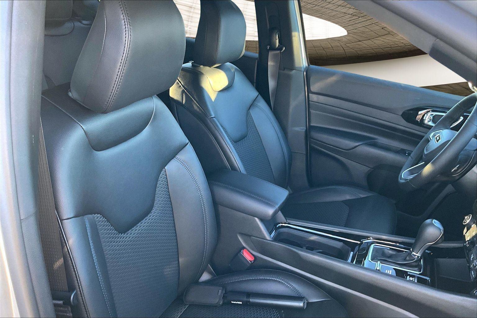 2026 Jeep Compass Latitude Altitude - Photo 12