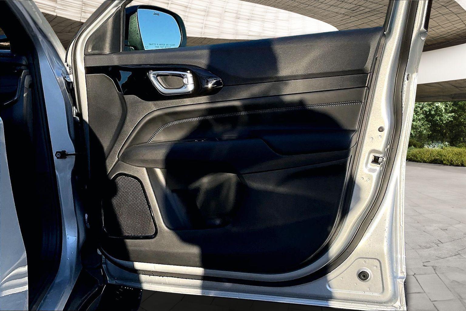 2026 Jeep Compass Latitude Altitude - Photo 13