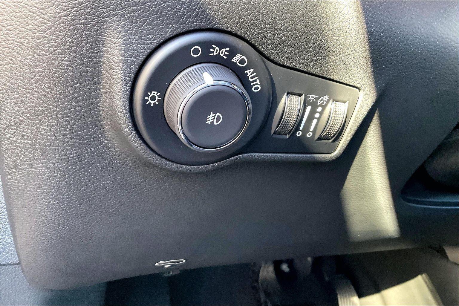 2026 Jeep Compass Latitude Altitude - Photo 18