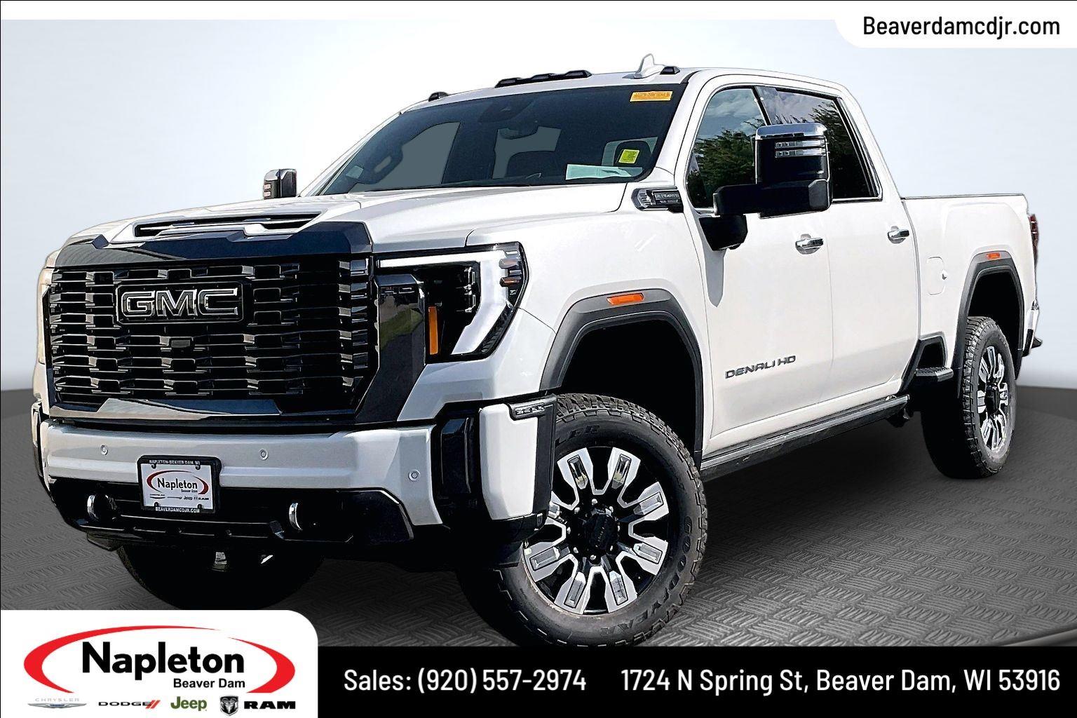 White Frost Tricoat 2024 GMC Sierra 2500HD Pickup Truck Four-Wheel Drive Automatic